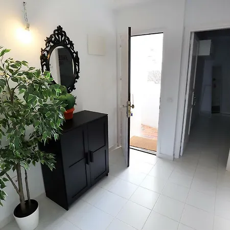 アパート Residencial Teguisol T277